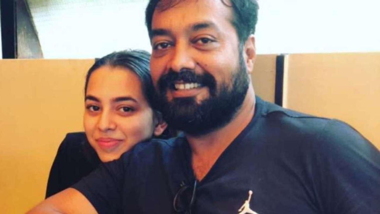 It's selfie time and the father-daughter duo beams with joy as they pose for a picture. Looks like, Aaliyah was her in teenage when she shared this click. 