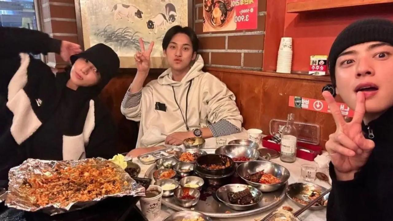 BTS Jungkook shares a glimpse of his emotional dinner with ASTRO's Cha Eun Woo before his enlistment