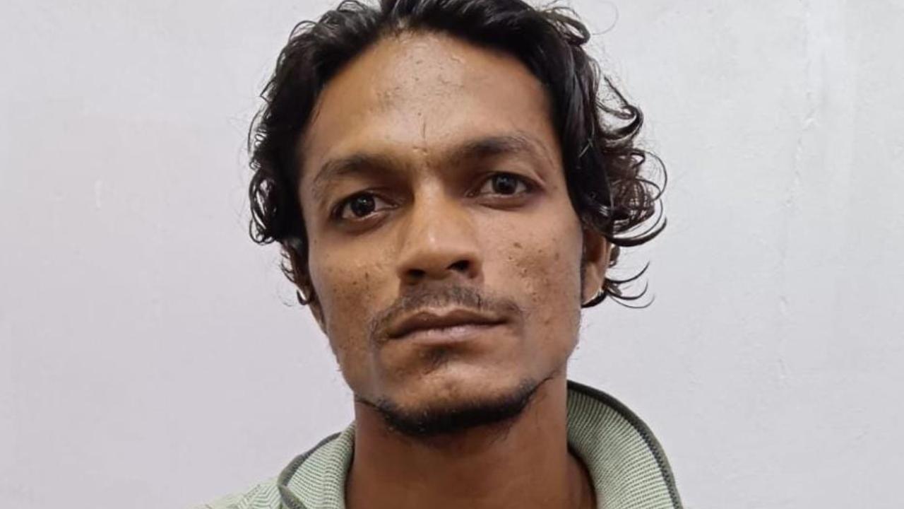 Santacruz Police in Mumbai solve retired banker's chain-snatching case, nab notorious Irani gang member