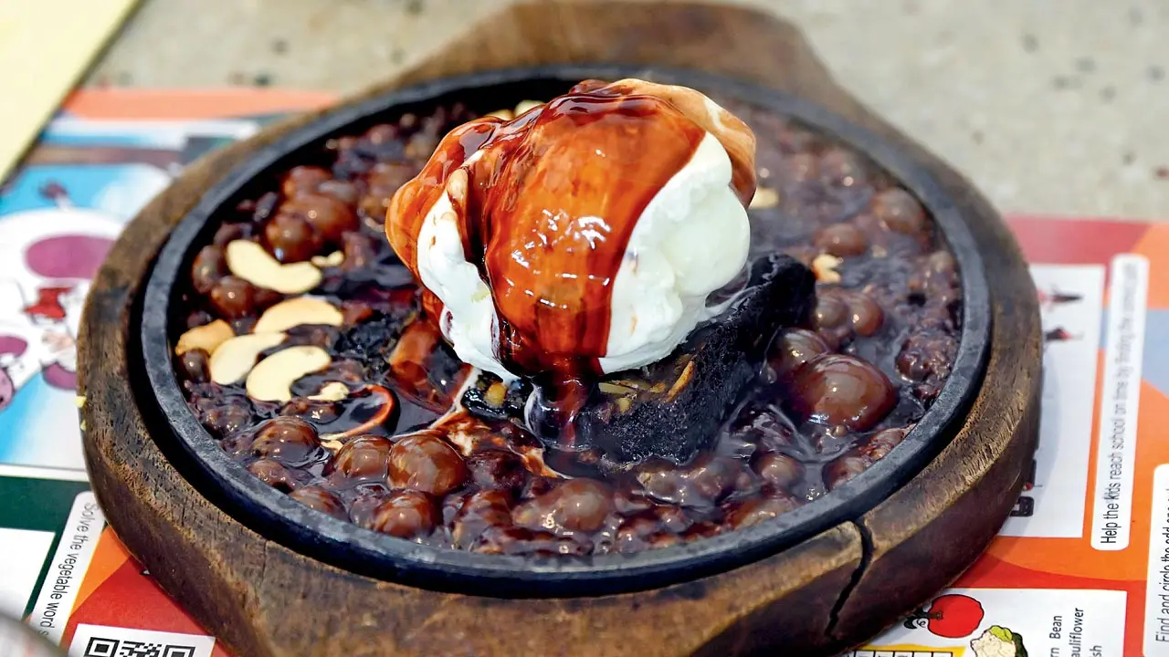 Iconic South Mumbai cafe bids adieu to Mumbaikars after 45 years 