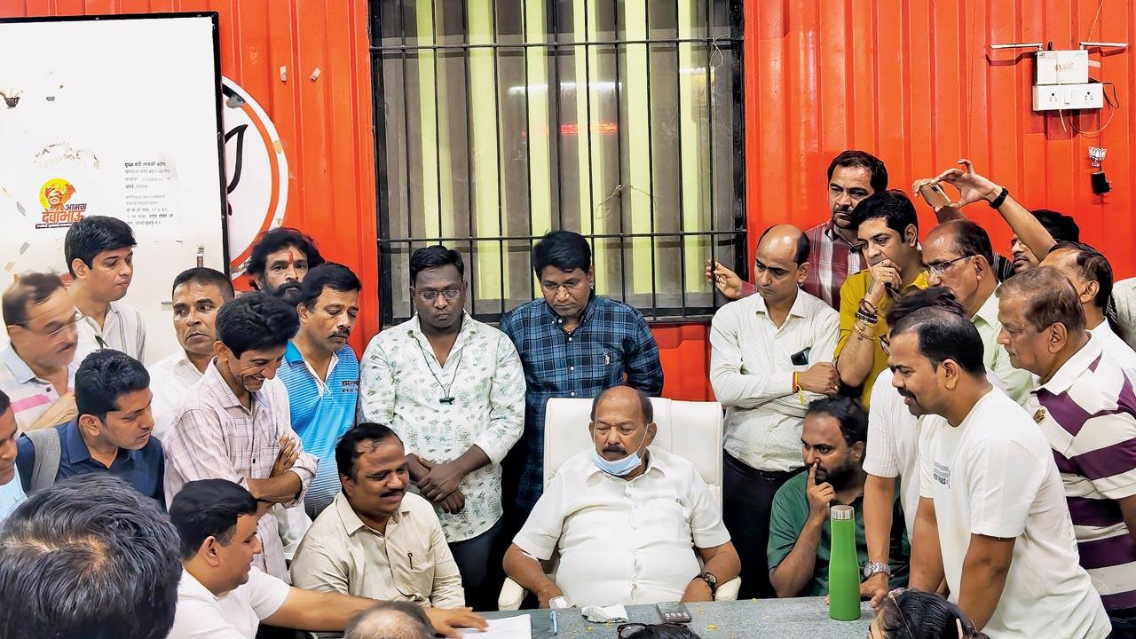 Mumbai: Iconic Elphinstone bridge razed overnight, commuters stranded