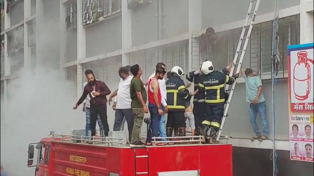 One dead, 19 injured after fire breaks out in 23-storey building in Dahisar