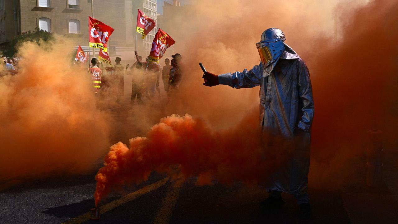 Unions are urging Lecornu to abandon the draft budget measures proposed by his predecessor, which include freezes on social welfare spending and austerity policies that many argue will further erode the purchasing power of low-paid and middle-class workers