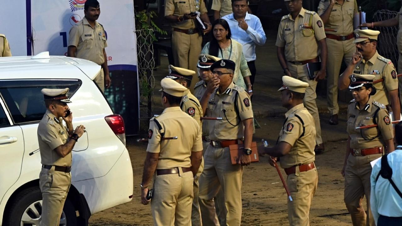 As many as 12 additional commissioners of police, 40 deputy commissioners, 61 assistant commissioners, 3,000 officers and 18,000 police personnel will be part of the deployment, the official said