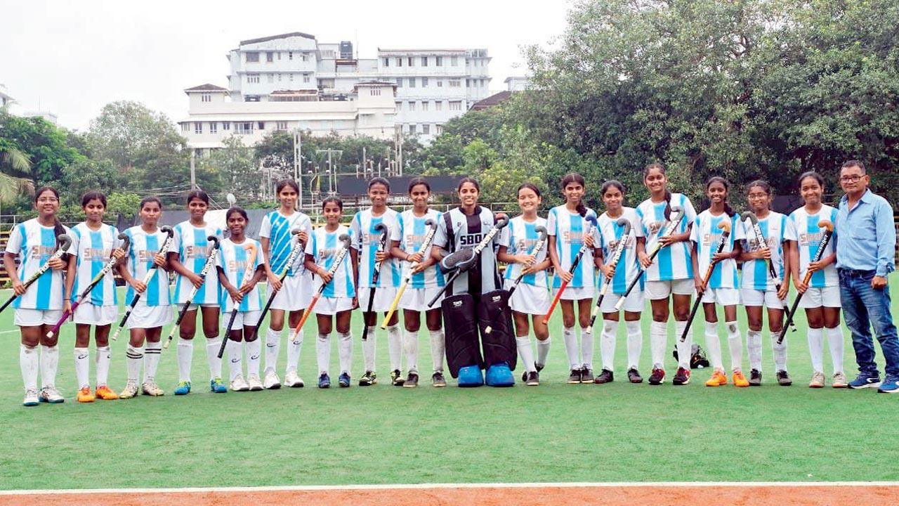 U-17 DSO champions: State Bank Officers Assn Public School (Nerul) 