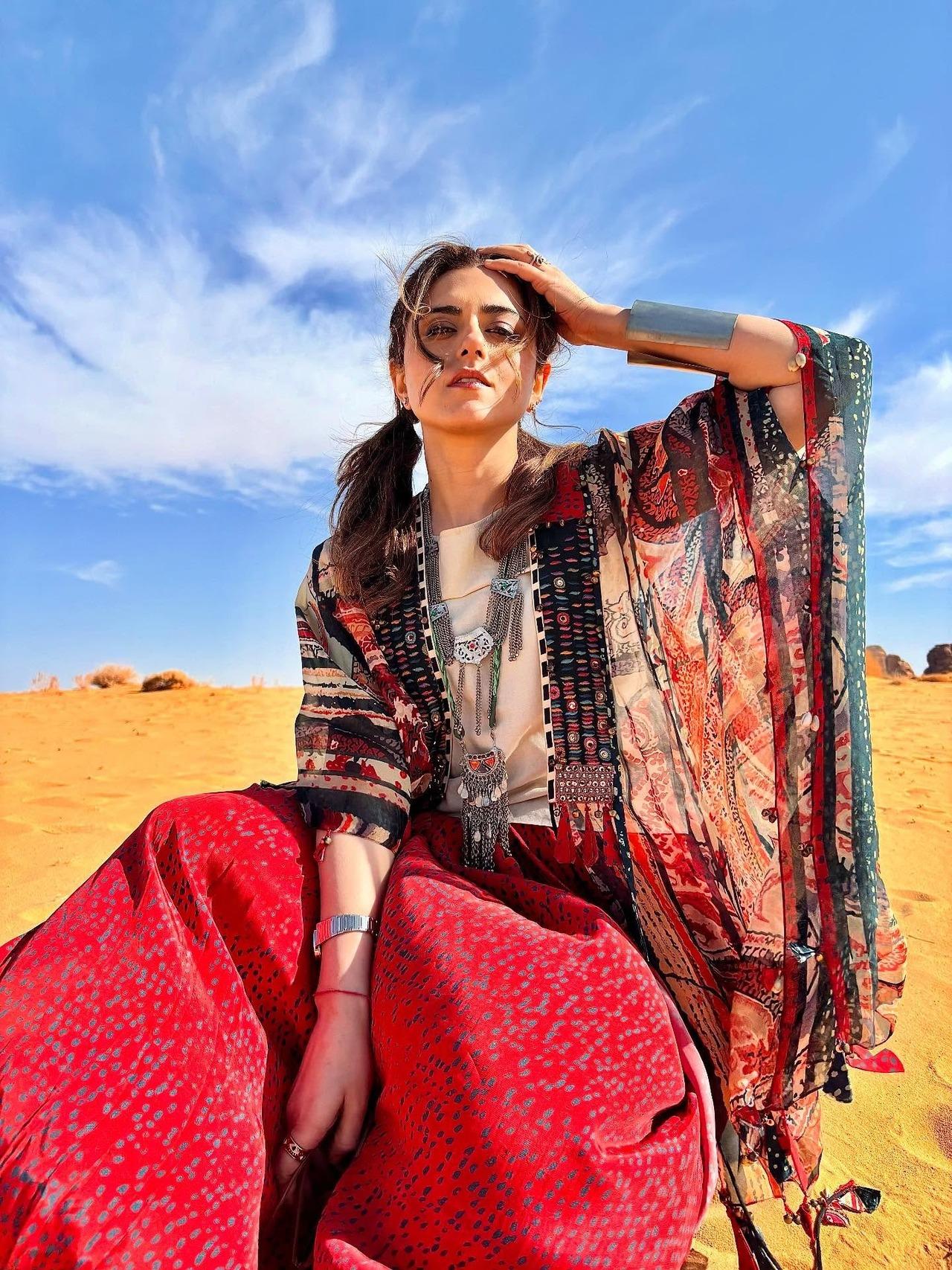 Channelling her hippie vibes, the actress looks mesmerising in this colourful gypsy outfit.