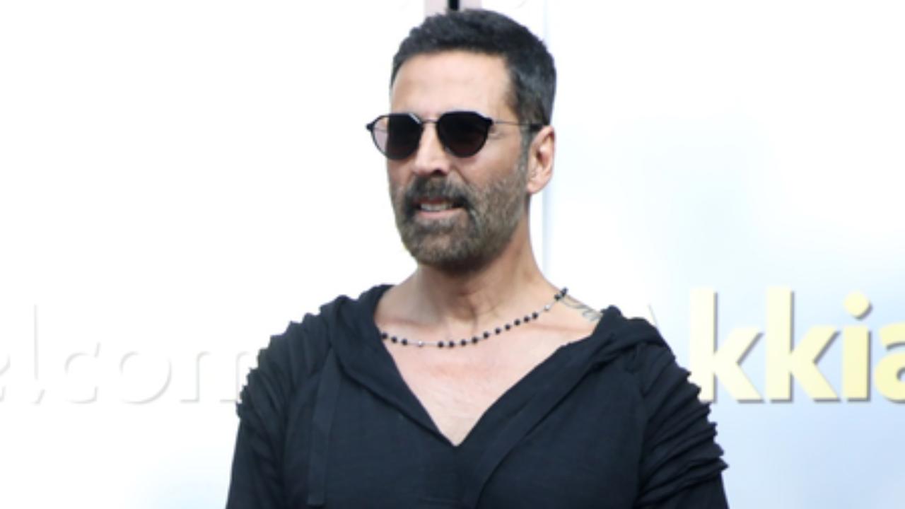 Akshay Kumar busts rumours of playing Maharishi Valmiki, calls it `AI-generated`