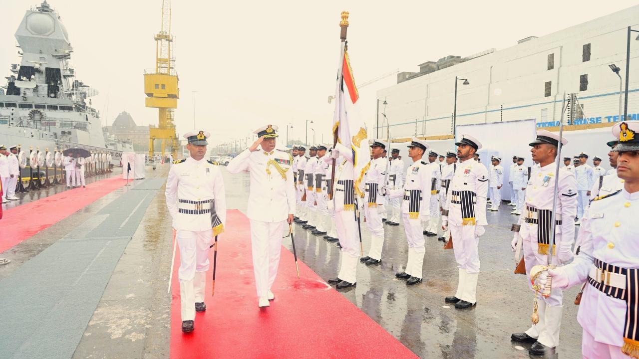 Rear Admiral Vivek Dahiya assumes command of Navy's Western Fleet