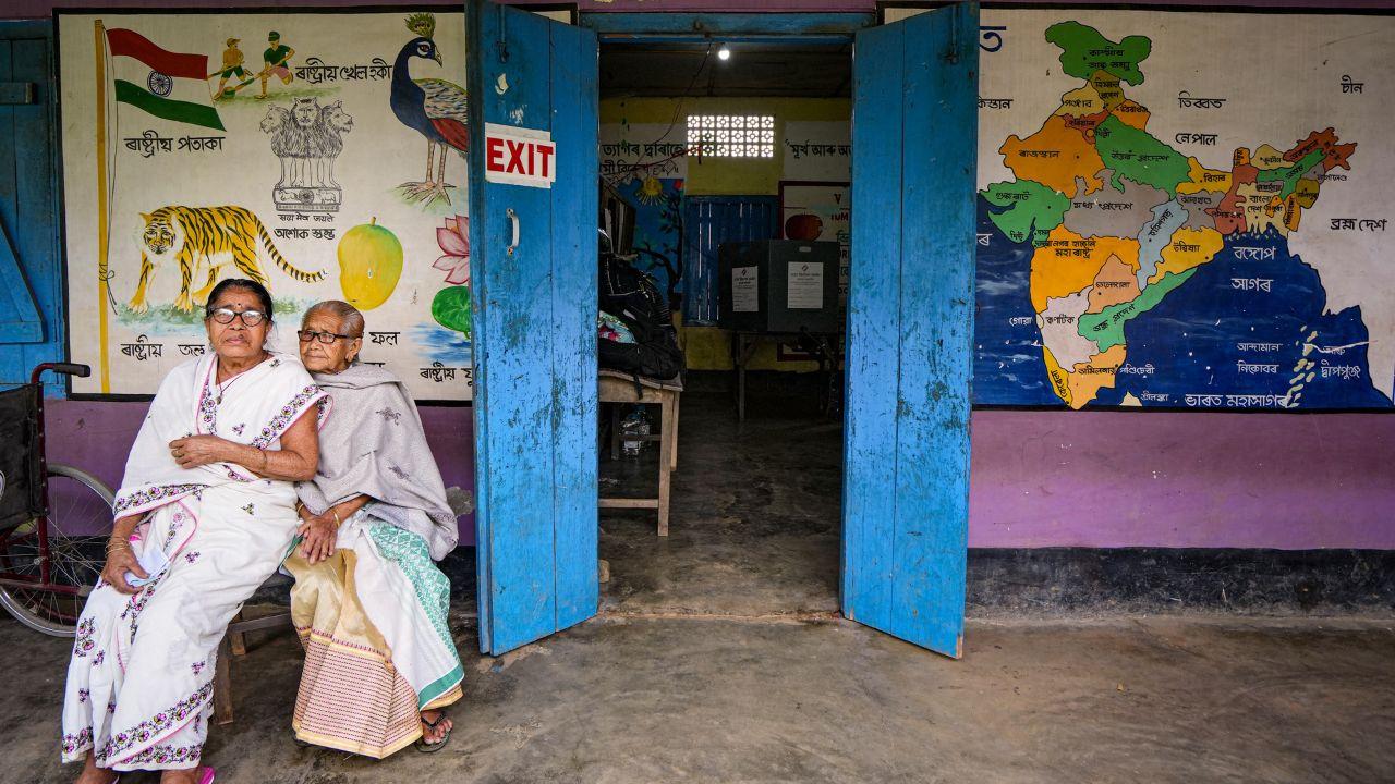 Polling for all 126 Assam assembly constituencies began at 7 am to decide the electoral fate of 722 candidates