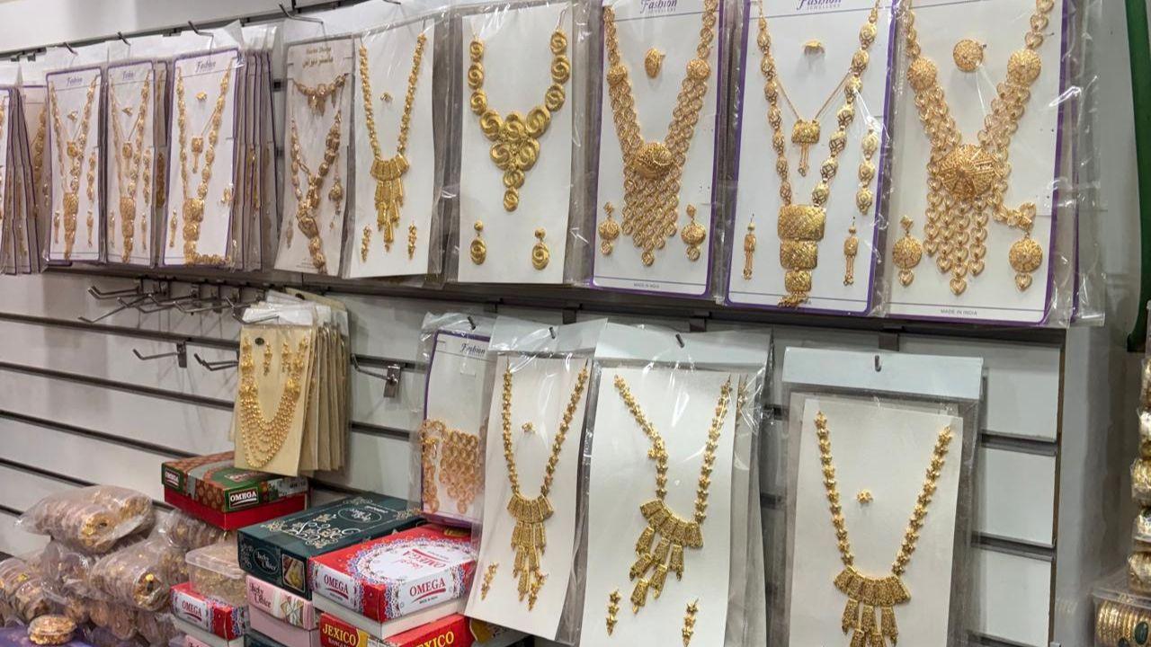 Displays from an imitation jewellery exporter's shop who was unable to deliver his goods to Saudi Arabia amid crisis and high inflation. "What normally costs USD 800 is now costing nearly USD 5,000,&rdquo; he claimed