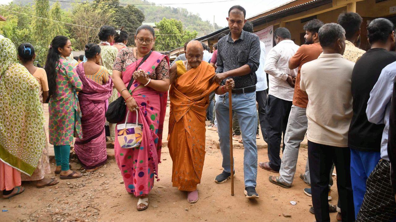 Election officials noted that queues were visible in several constituencies, particularly in rural pockets, suggesting a gradual increase in turnout as the day advances