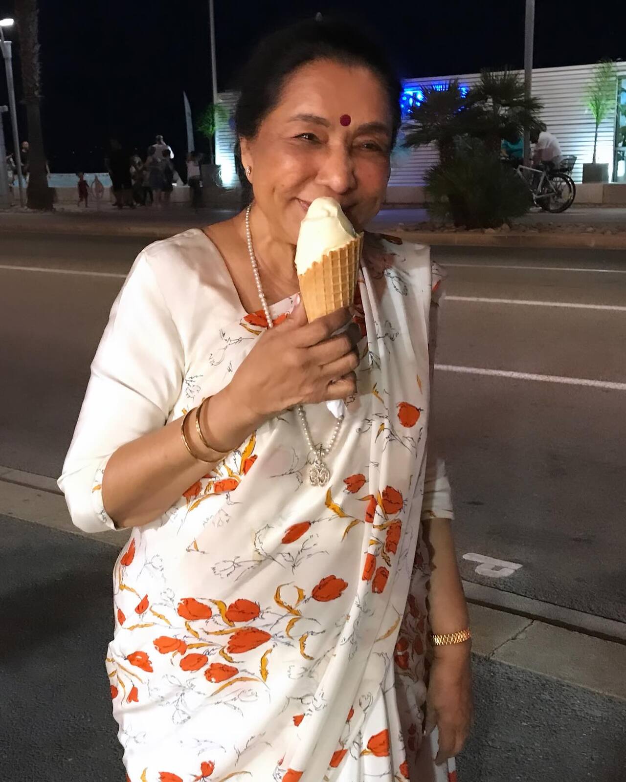 Several iconic Asha Bhosle songs, particularly from the early 1970s, were banned or restricted by All India Radio and Doordarshan due to their bold, suggestive, or "raunchy" nature. The most prominent banned songs included "Dum Maro Dum" (1971) for glamorizing hippie culture/drugs and "Piya Tu Ab To Aaja."