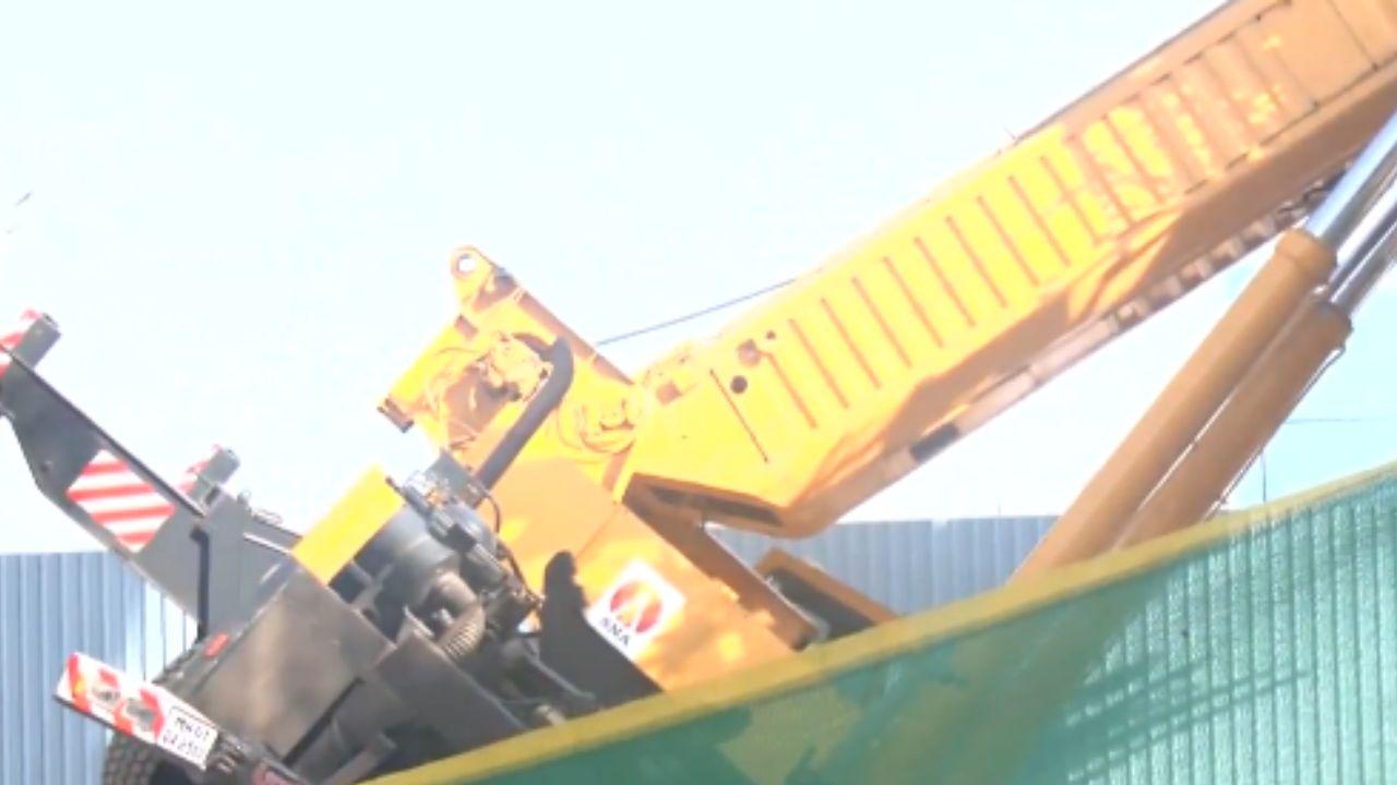 While the accident created chaos around Mumbai's corporate hub, traffic diversions were implemented to manage congestion following mishap