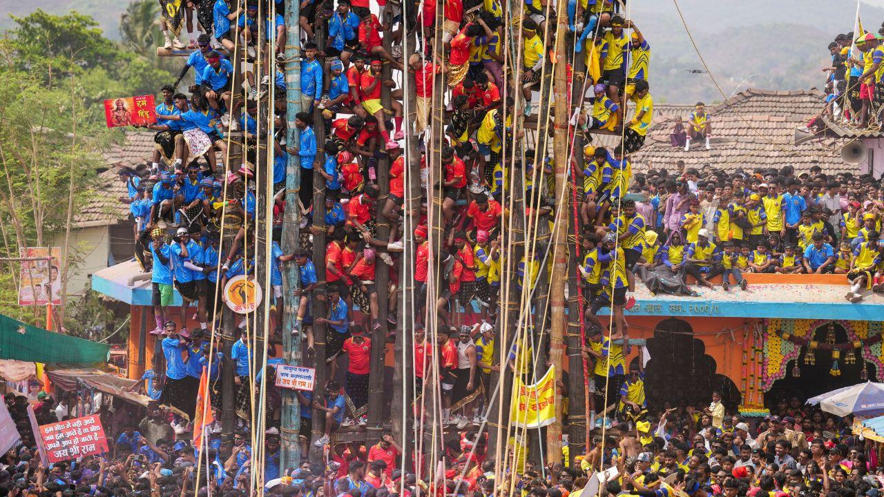 In some places, traditional vows (mannat) are fulfilled during the festival&mdash;people perform rituals or offerings after their wishes are granted