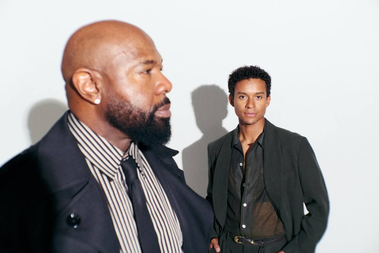 Jackson began singing and dancing at the age of 12. During his youth, he also expressed aspirations of becoming a professional golfer. He is a skilled pianist.
&nbsp;