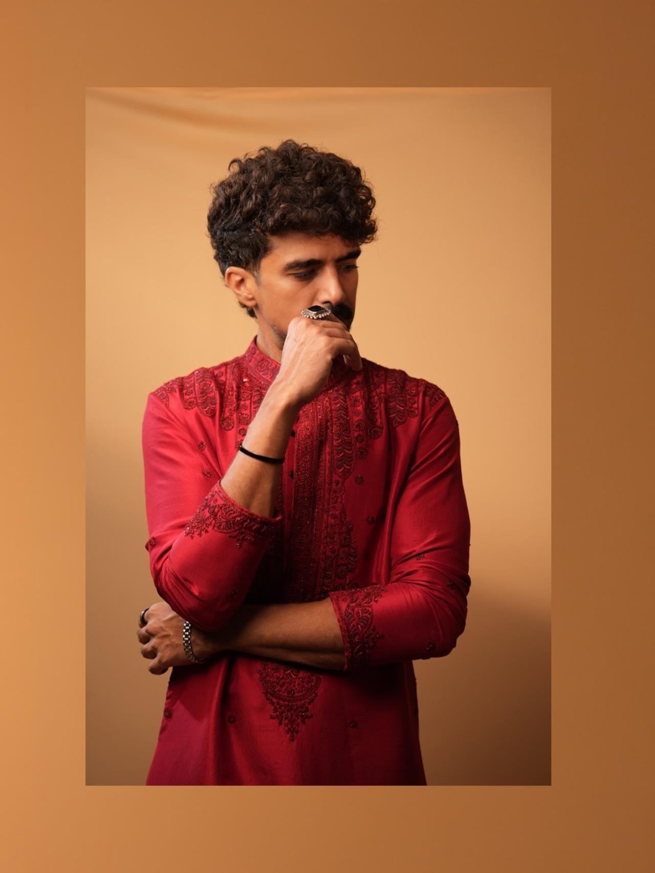 Saqib Saleem keeps it striking in an embroidered red kurta with a matching pathani salwar.&nbsp;