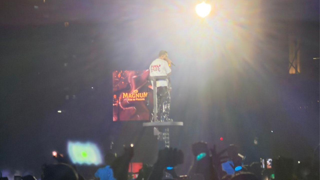 Among many hits, Karan's major hits &ldquo;Softly&rdquo; and &ldquo;Mexico&rdquo; stole the spotlight during his power-packed performance