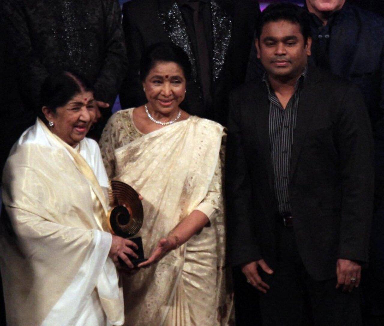 Born in the legendary Mangeshkar, the sisters dominated the music industry alongside stalwarts like Kishore Kumar, OP Nayyar, Mohammad Rafi among others in 90s.