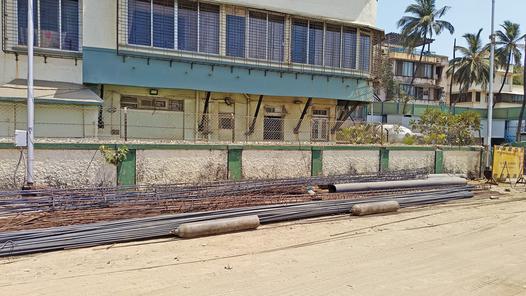 Dadar beach still used for construction despite crackdown calls