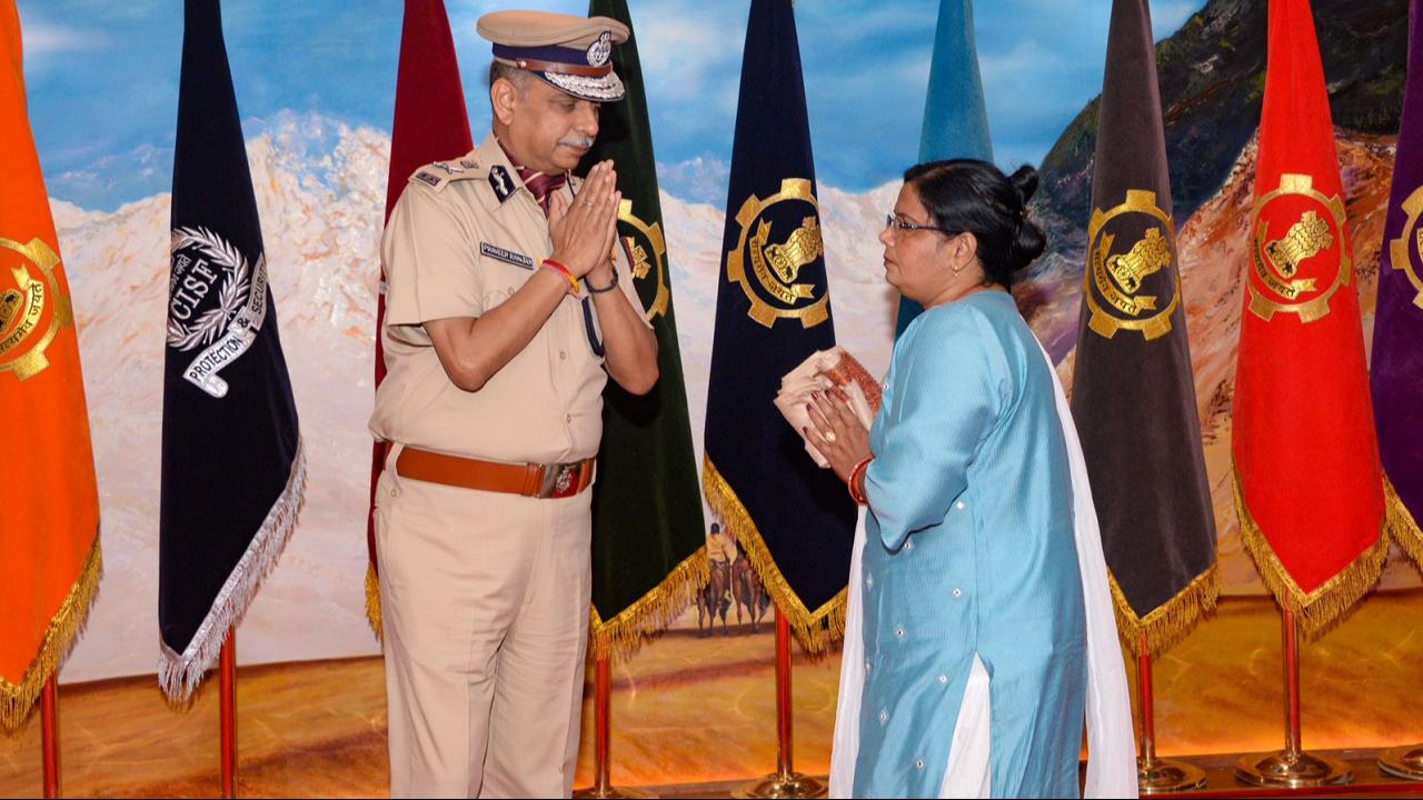 CISF honours fallen personnel at National Police Memorial in Delhi