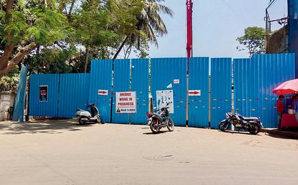 The closed bridge over Irla nullah. Pics/By Special Arrangement