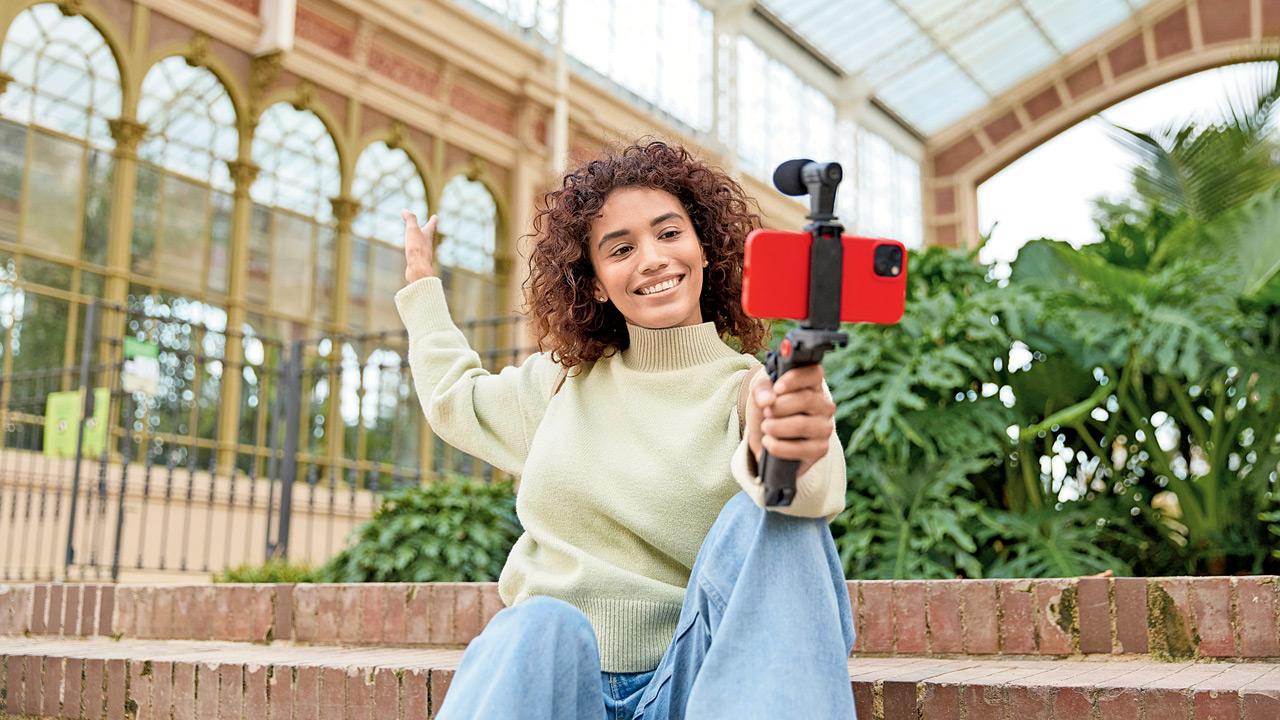 Does endless scrolling kill your creativity or sharpen it instead? 