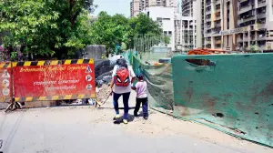 Mumbai's Andheri West connector left in unsafe state for two years