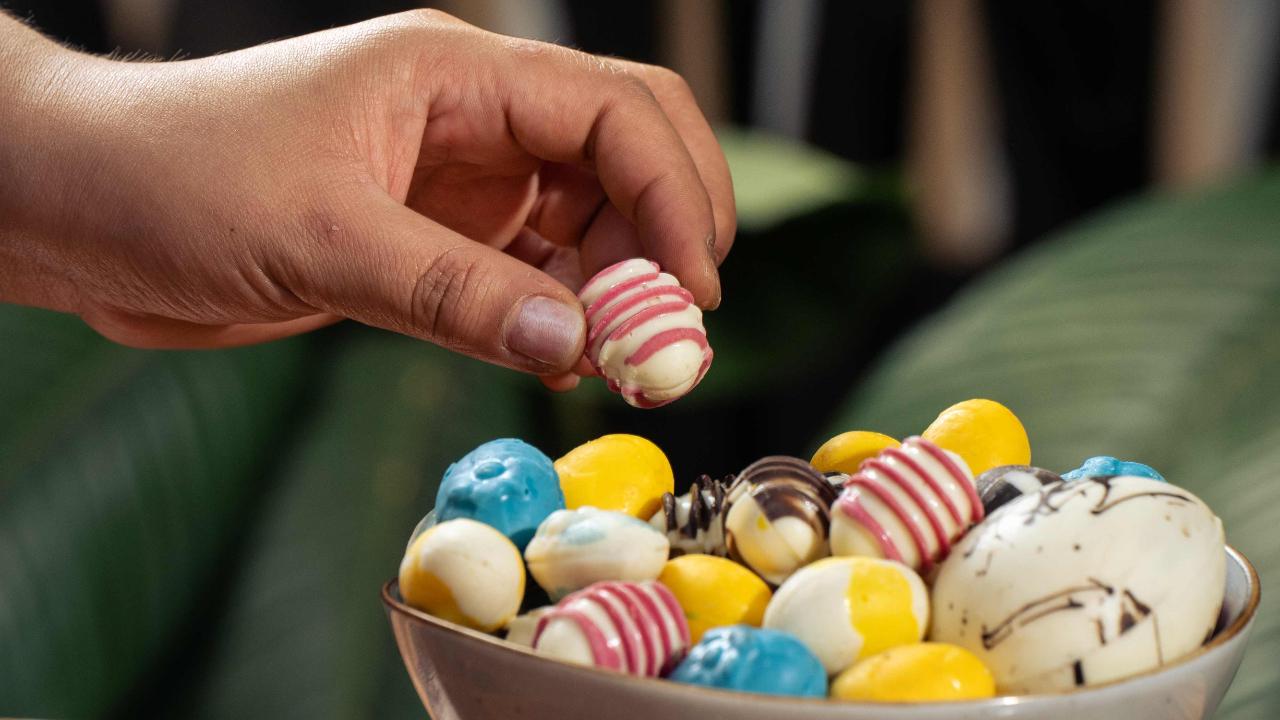 Poolside BrunchGrand Mercure Bangalore invites guests to celebrate Easter with a thoughtfully curated poolside brunch at By the Blue, set against a relaxed, sunlit backdrop.&nbsp;
The menu showcases a selection of classic Easter favourites, beginning with appetisers such as deviled eggs and scalloped potatoes. The main course features a hearty spread, including roast leg of lamb, honey-glazed ham, and slow-cooked pot roast, complemented by sides like honey-glazed carrots that add a subtle sweetness to the meal.
Desserts offer a fitting finale, with highlights including lemon cheesecake, traditional Swiss R&uuml;blitorte, and pumpkin pie, bringing together a mix of familiar and indulgent flavours.
Where: By the Blue, Grand Mercure BangaloreWhen: April 5Time: 12:30 pm to 4 pmPrice: Rs 2,599 plus taxes for two peopleCall: +91 90083 00446 for for more details or reservations&nbsp;