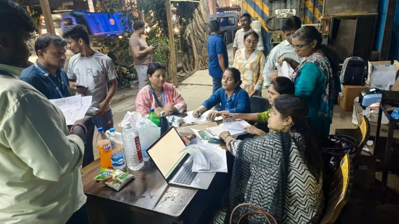 According to an official statement, the teams were deployed at six key entry points, including Mulund (Anand Nagar), Mulund (LBS Road), Airoli, Mankhurd, Dahisar and Sewri. The drive was conducted overnight as part of a coordinated effort to monitor the quality of dairy products entering the city