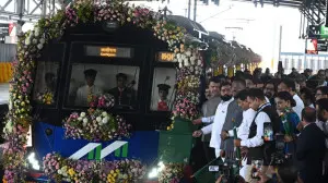 CM Devendra Fadnavis, Deputy CM Eknath Shinde inaugurate Phase-1 of Metro-9