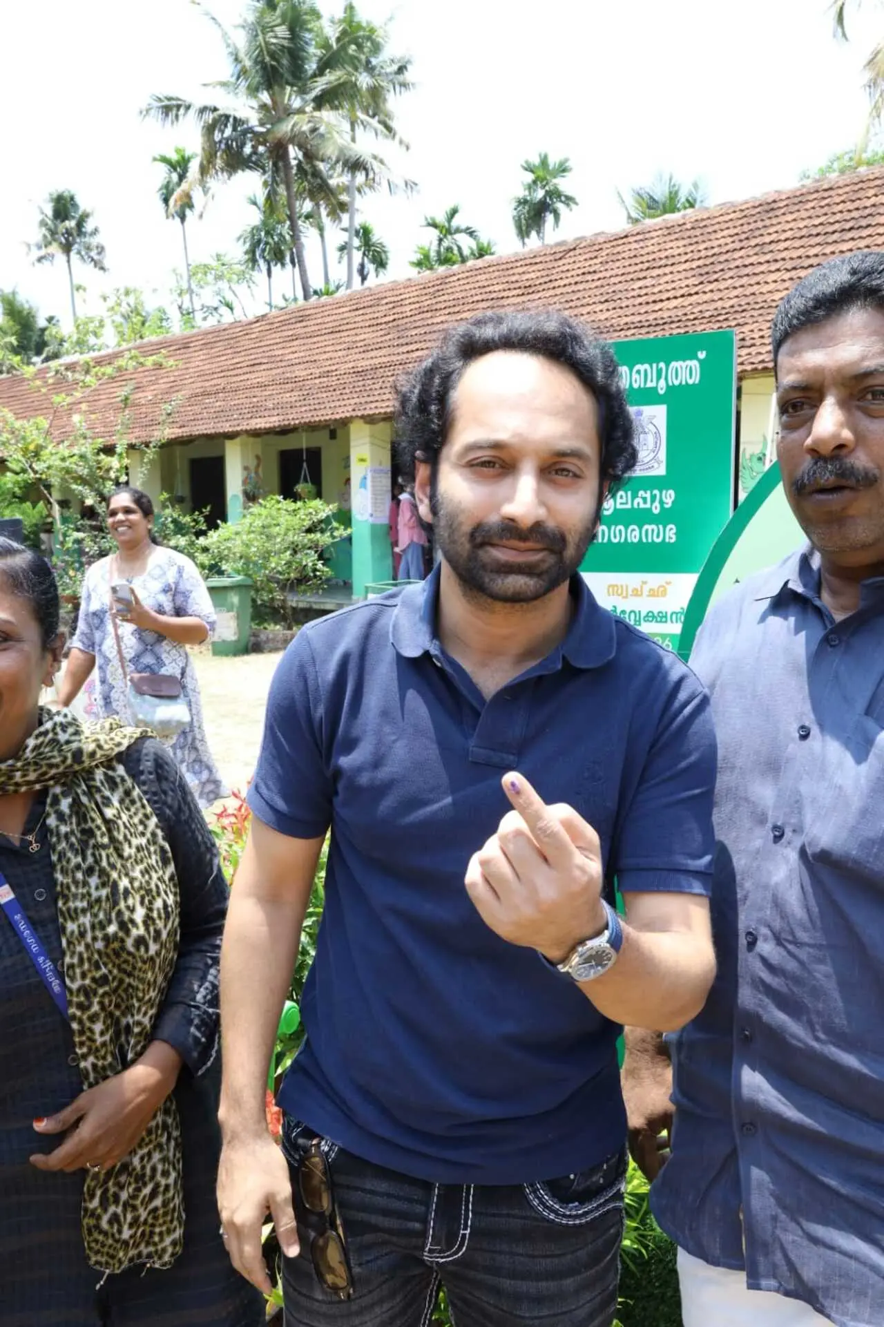 The actor was seen interacting with the locals at the polling booth. He flashed his inked finger proudly before leaving the premises