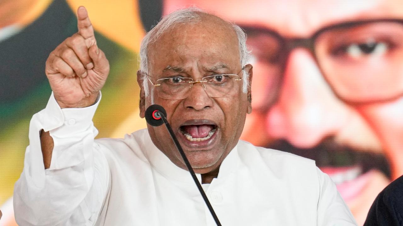Addressing an election rally in Velachery, Tamil Nadu, Mallikarjun Kharge alleged that the Centre refused to hold an all-party meeting to discuss the Constitution (131st Amendment) Bill, 2026.