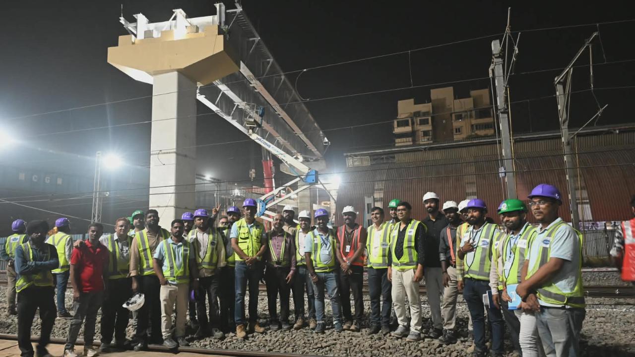The line has 13 stations and most of the alignment is passing on the median of Jogeshwari-Vikhroli link road