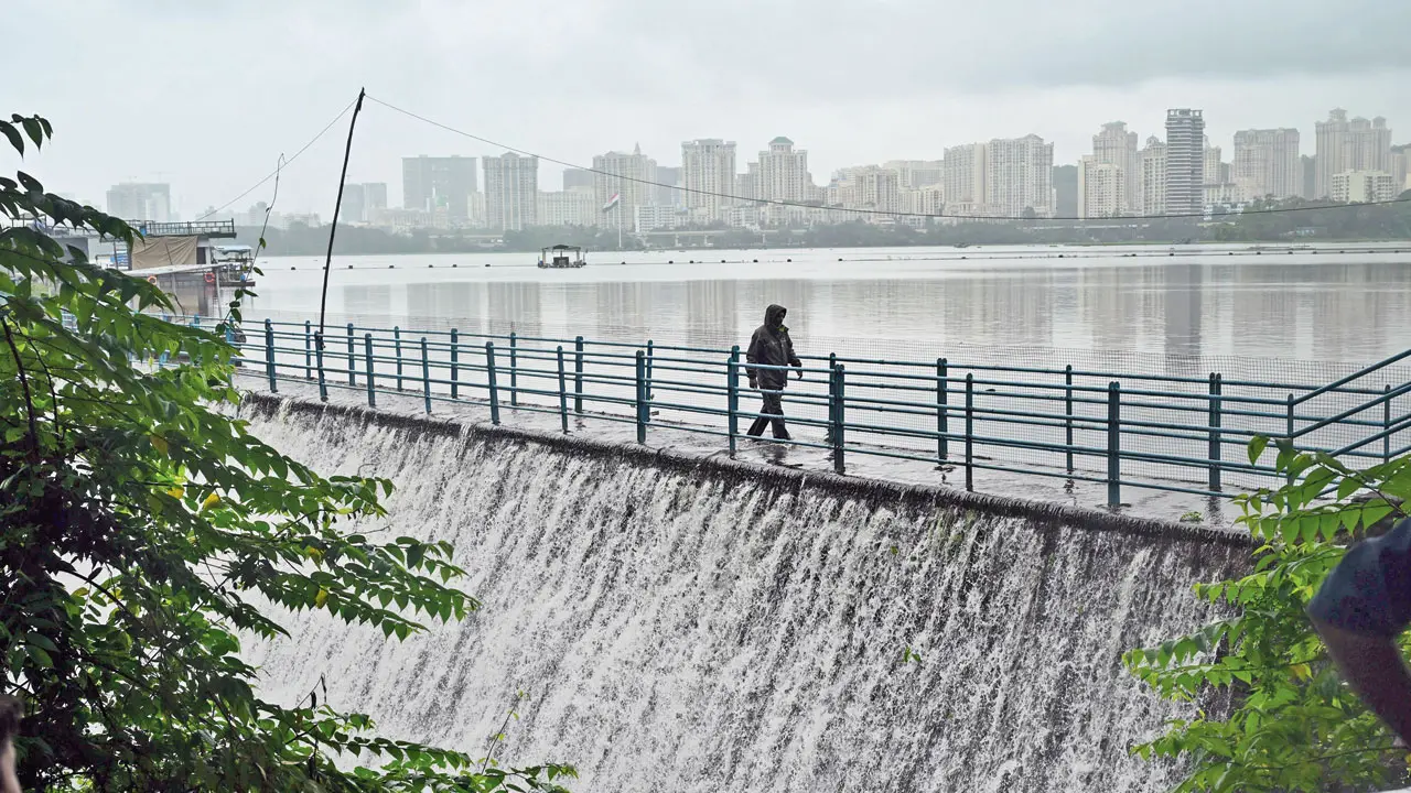 Mumbai seeks extra water amid weak monsoon fears