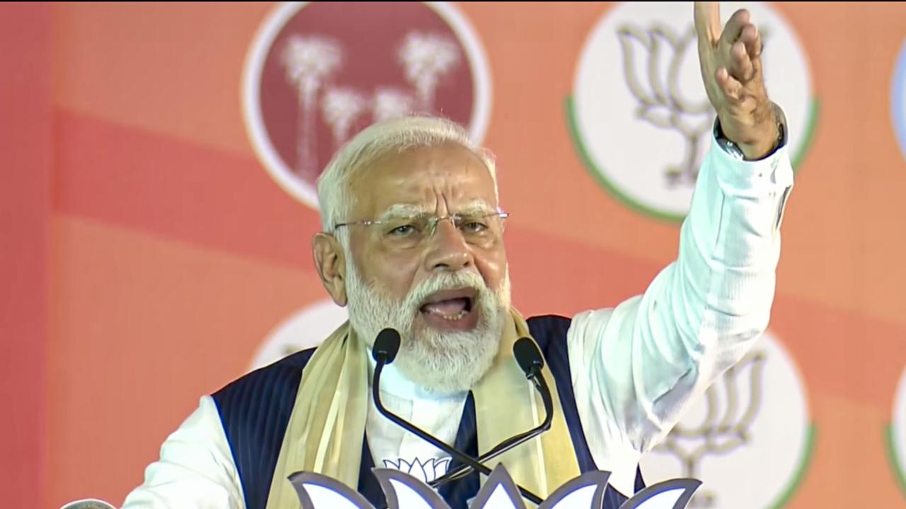 The PM said that the NDA government at the Centre has not spared any effort for Kerala's development despite there being no BJP administration in the state till now. He said that the NDA government has spent five times more on development in Kerala than the Congress-led UPA regimes