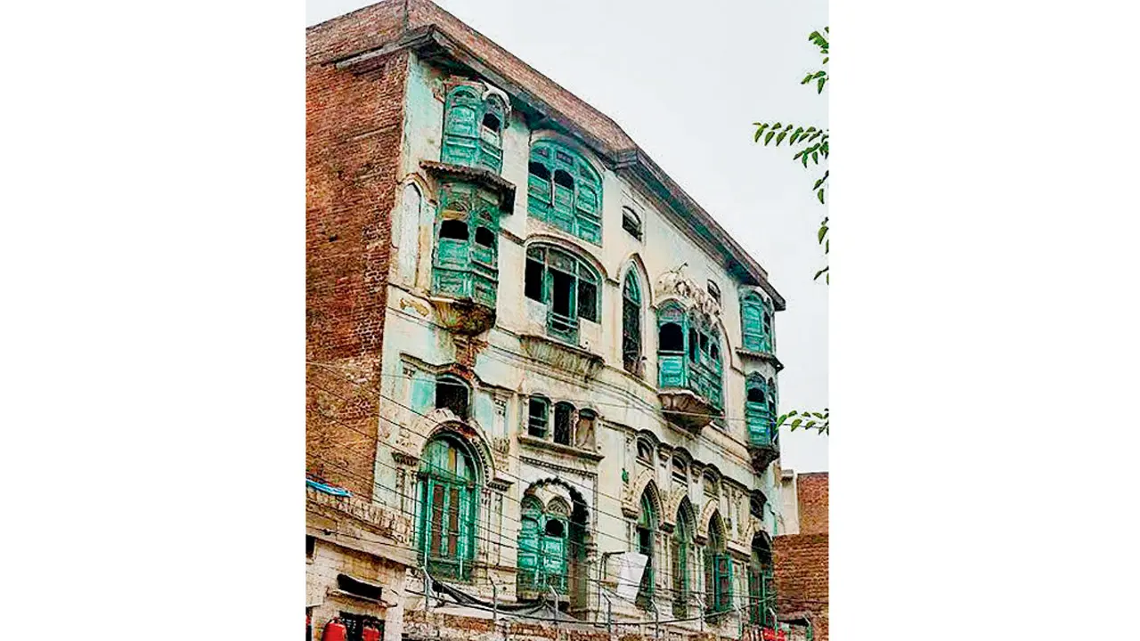 The Kapoor haveli in Peshawar. pics/X