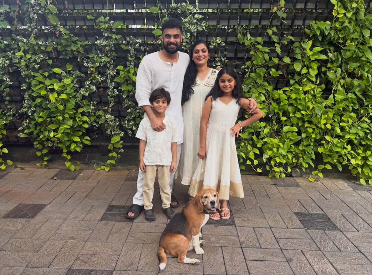 Tovino Thomas
Tovino married Lidiya Thomas in October 2014. They have two children&mdash;a daughter, Izza Thomas (born 2016), and a son, Tahaan Thomas (born 2020)