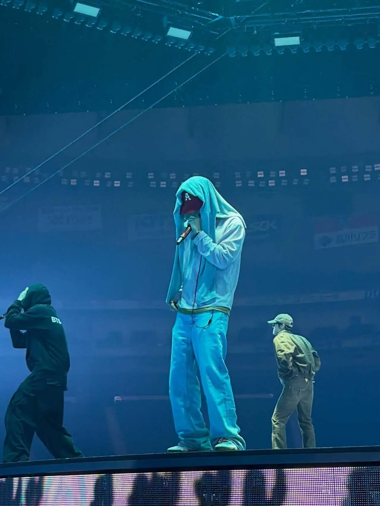 BTS returned to Japan after 7 years and got a grand welcome from ARMYs. The group members thanked fans for their continued support and said they had missed performing in Tokyo.