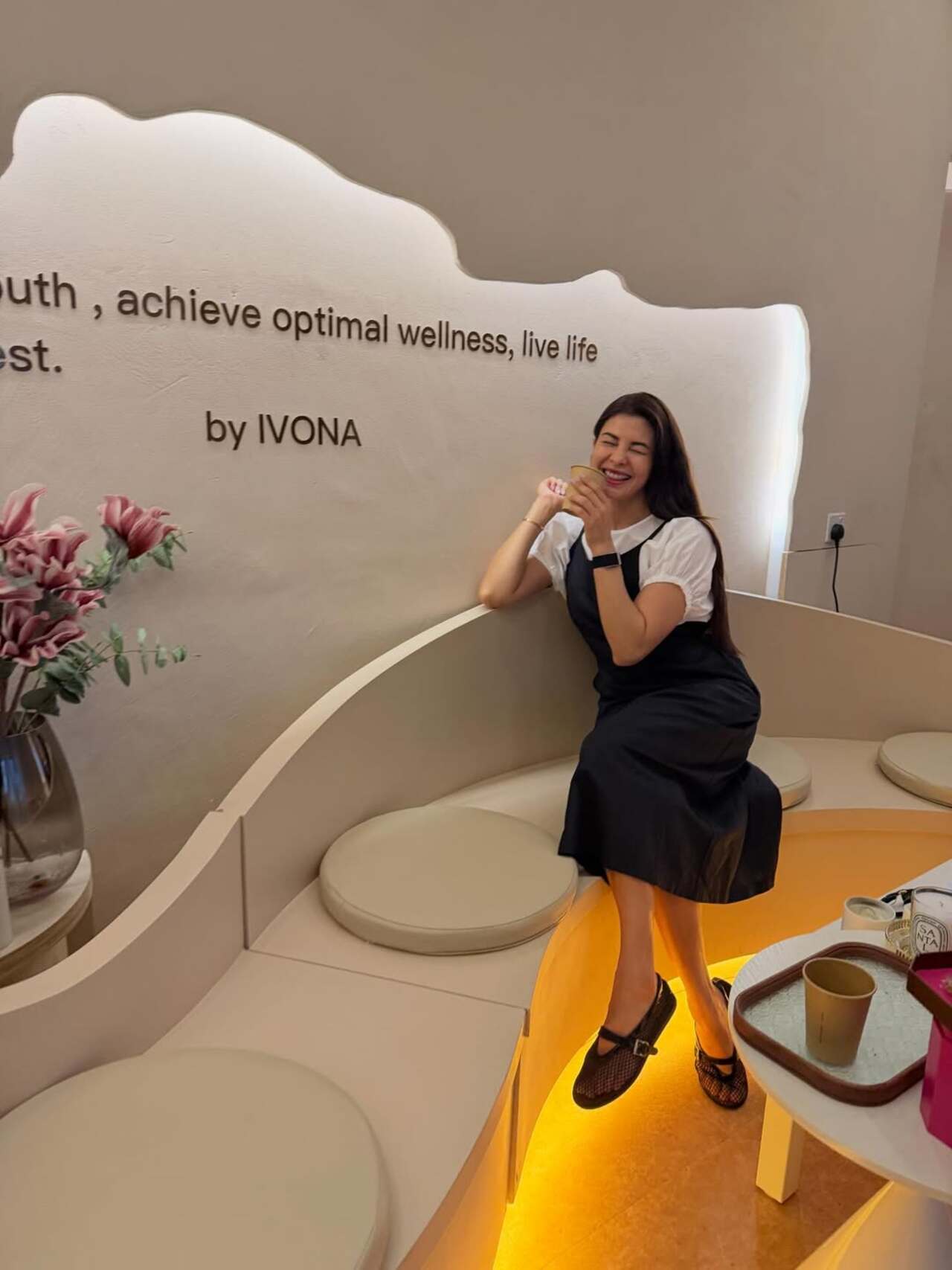 Jacqueline Fernandez gears up for a relaxing pampering session, taking some well-deserved time off to unwind.