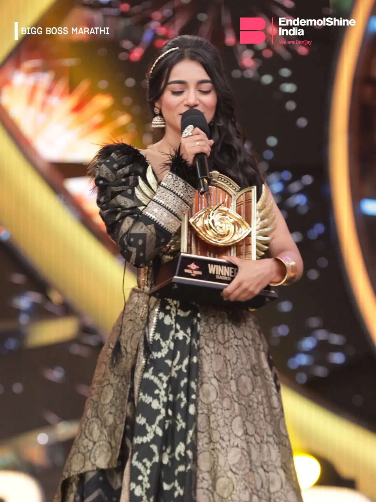 Before Bigg Boss Marathi 6, Tanvi Kolte played the role of Sinchana in an ongoing Marathi TV show, Lakshmi Niwas. She quit the show to participate in the reality show.