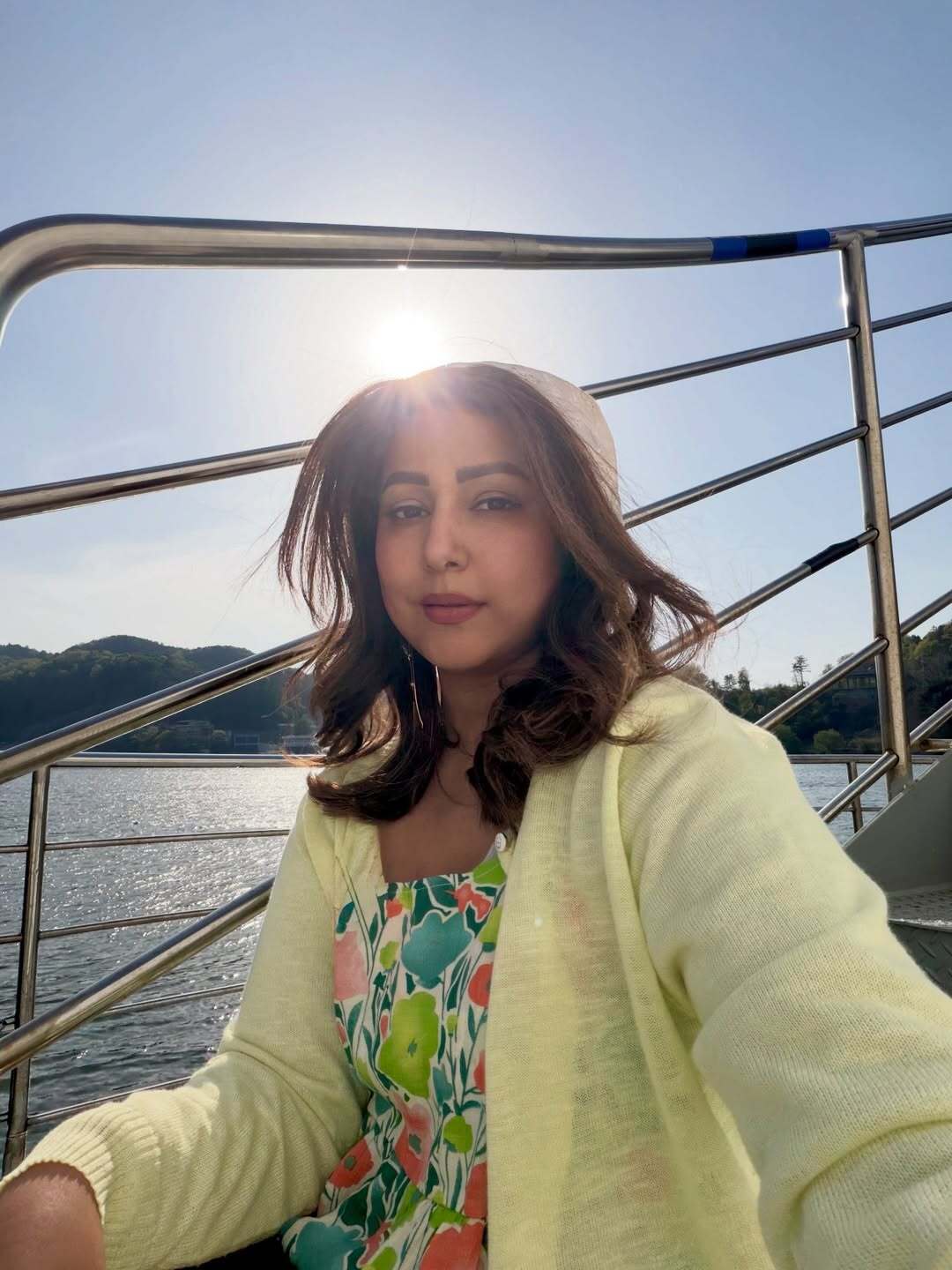 Hina Khan shared a radiant sunkissed selfie that perfectly captures her natural glow and effortless charm. Bathed in warm sunlight, she looks fresh and glowing.