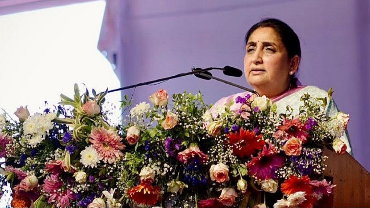 Baramati bypoll: Sunetra Pawar urges voters not to judge her by gender