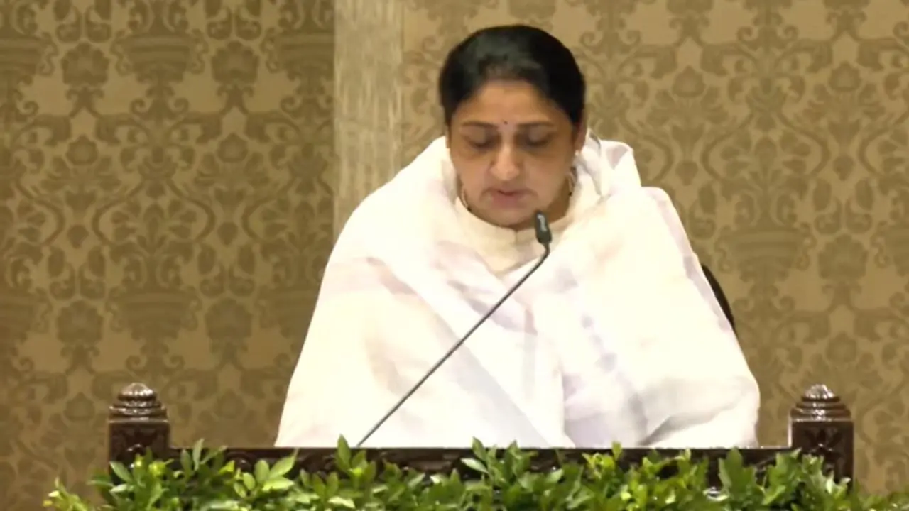 Mumbai LIVE: Sunetra Pawar calls Uddhav to seek support for Baramati bypoll 