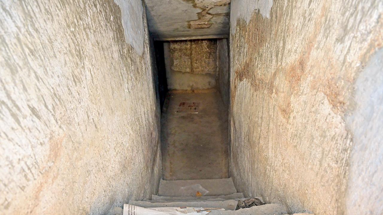 The World War II-era bunker located behind the Karfule petrol pump in Ballard Estate. Pic/Shadab Khan