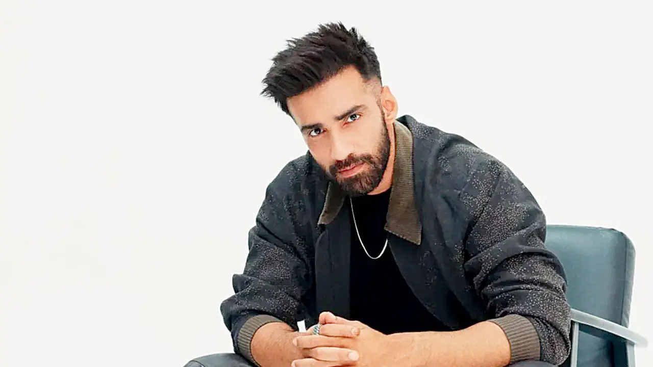 Avinash Tiwary.  Pics/Instagram, Youtube