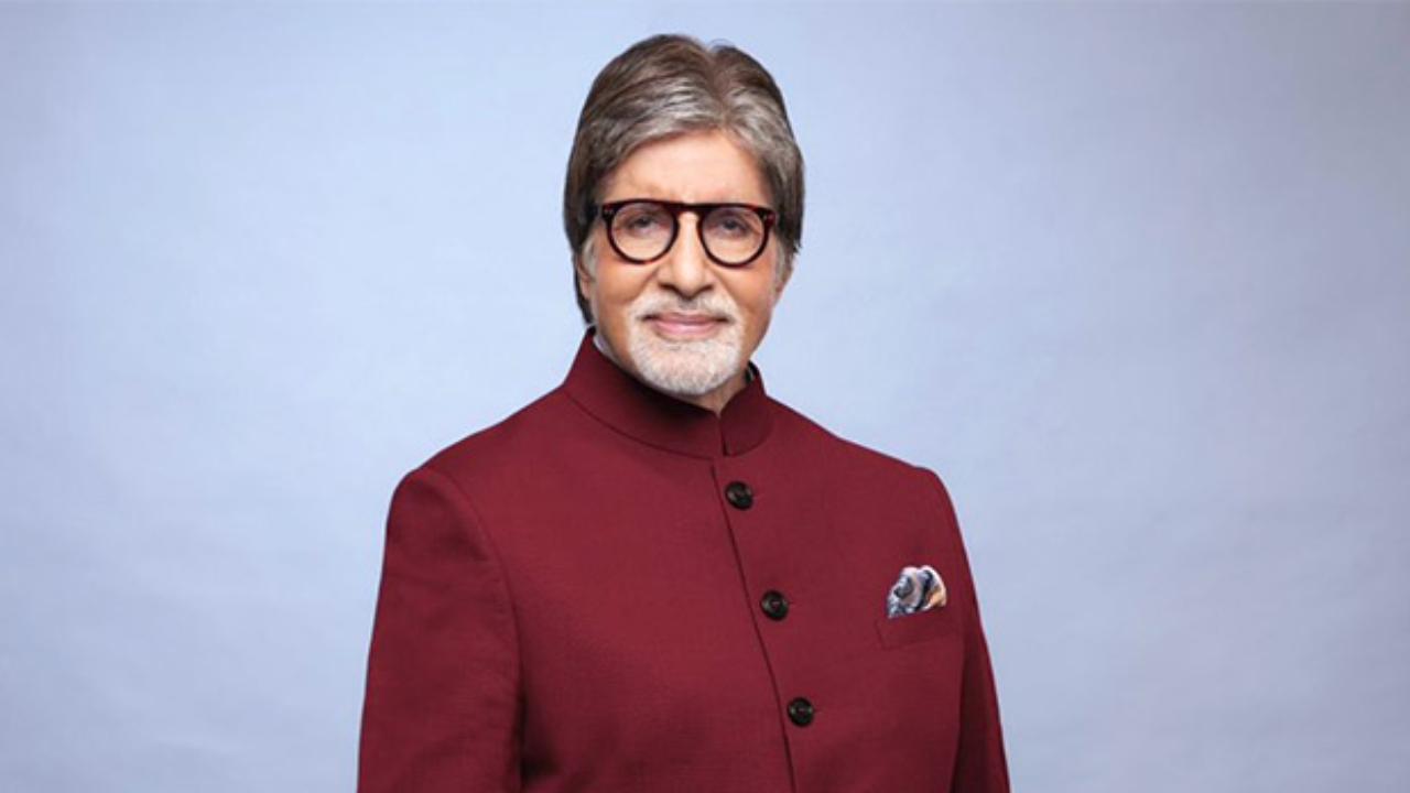 Amitabh Bachchan gets teary-eyed after Sunday fan meet, pens reflective note