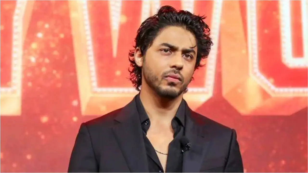 Aryan Khan gets into action mode at friend`s wedding, video goes viral