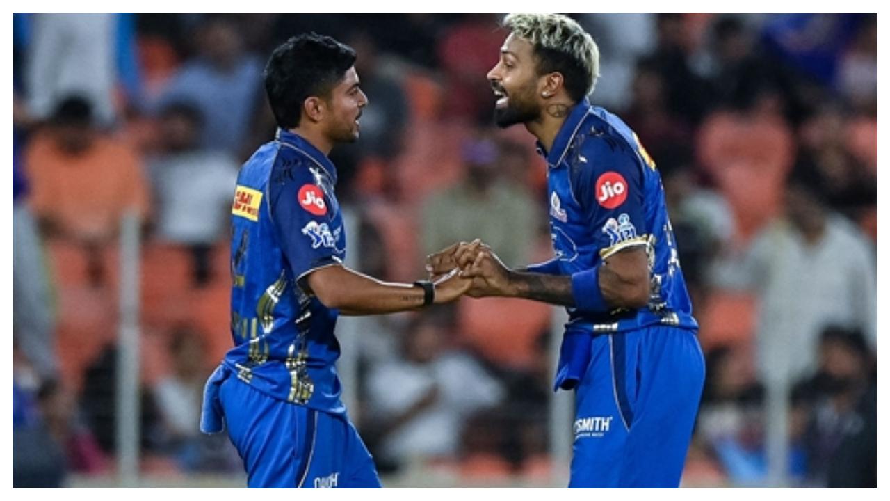 Ashwani Kumar was the star with the bowl for the visitors, taking 4/24 in his four overs. Jasprit Bumrah and Mitchell Santner chipped in with wickets too. (Pic: AFP)