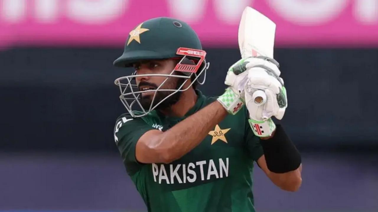 With this, he scripted history by becoming the fastest player to complete 12,000 in T20 cricket. The 31-year-old cricketer reached the landmark in just 338 innings