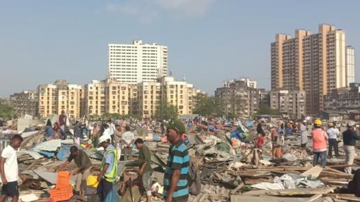 BMC, cops carry out massive demolition at GMLR, 1,200 structures removed